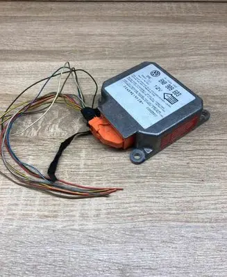 Volkswagen Golf IV Airbag control unit/module 6N0909603 5WK4137 WITHPLUG