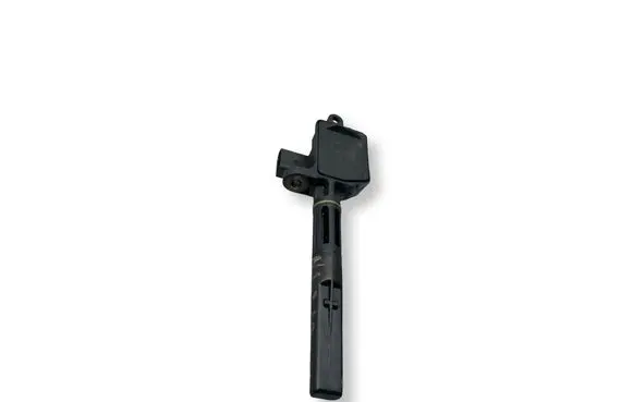 Volkswagen Polo IV 9N3 Oil level sensor 00813401 PA66G35 045907660D