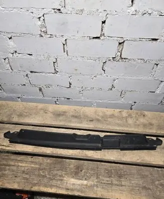 Radiator trim