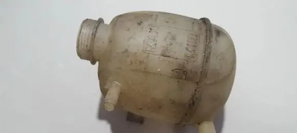 Renault Scenic I Coolant expansion tank/reservoir 7700839184E