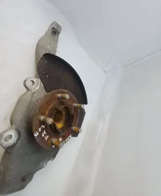 Land Rover Range Rover Sport L494 Front wheel hub