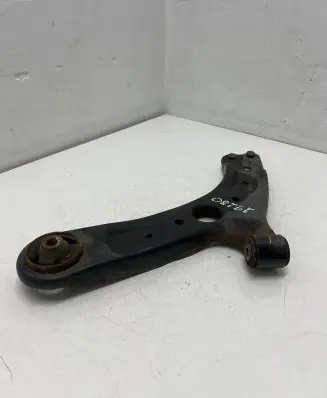 Hyundai i30 Front lower control arm/wishbone 54500A2600