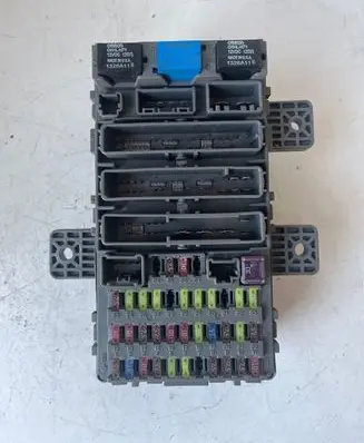 Honda Accord Fuse module A000011