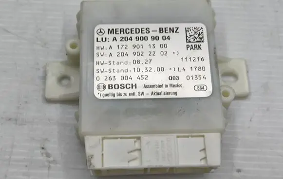 Mercedes-Benz C W204 Parking PDC control unit/module A2049009004