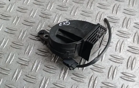 Mazda CX-5 Horn signal E11002271