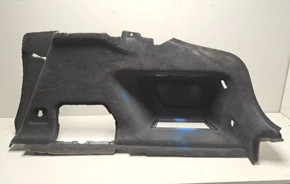 Trunk/boot side trim panel