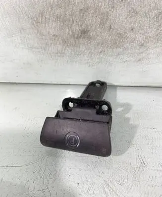 Volvo XC90 Hand brake release handle 8683963