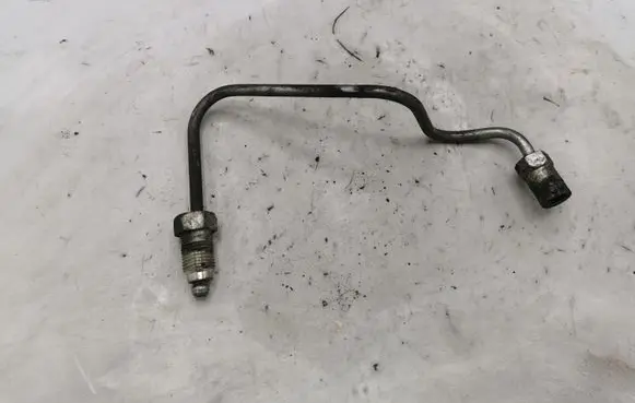 Toyota Previa (XR30, XR40) II Fuel injector supply line/pipe NOCODE