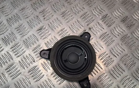 Audi A8 S8 D4 4H Front door speaker 4H0035397