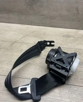 Audi A6 C7 Rear seatbelt 4G8857805B 0713G3Y18Z