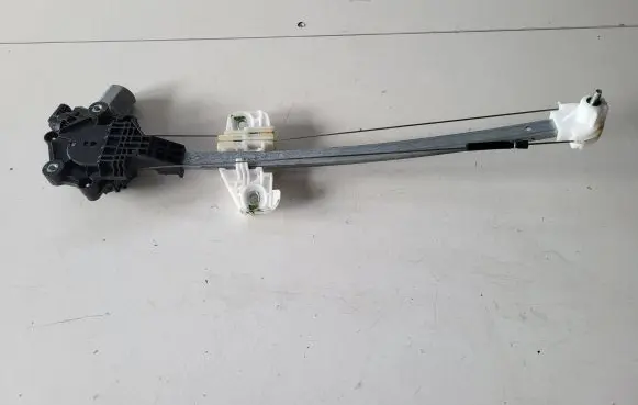 Honda Civic X Rear door window regulator motor CM093690A