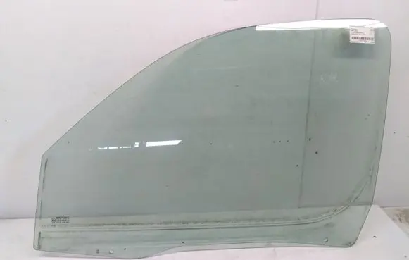 Citroen Berlingo Front door window glass four-door