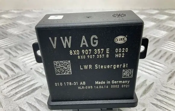 Audi Q3 8U Light module LCM 8X0907357E