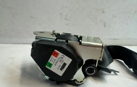 Jaguar F-Pace Rear seatbelt HK83611B68