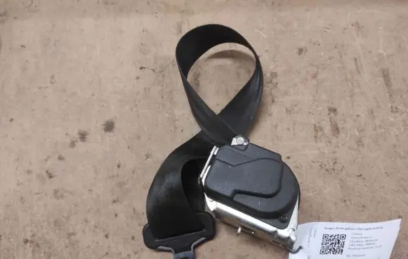 Citroen Xsara Picasso Rear seatbelt 302420