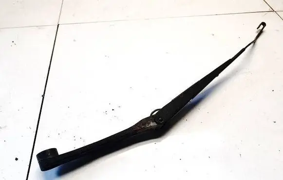 Front wiper blade arm