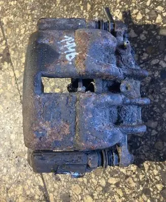 Citroen Jumpy Front brake caliper 32410035