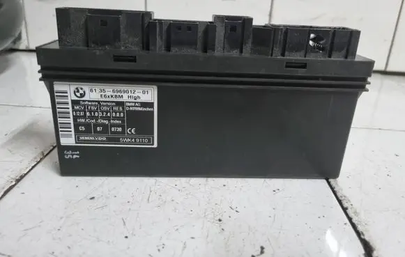 BMW 5 E60 E61 Comfort/convenience module 6969012 610324000 5WK49110