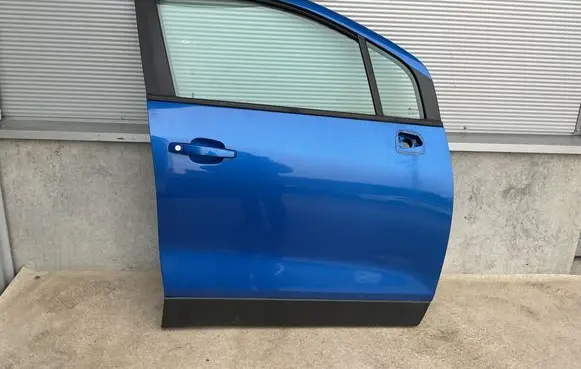 Opel Mokka X Front door 