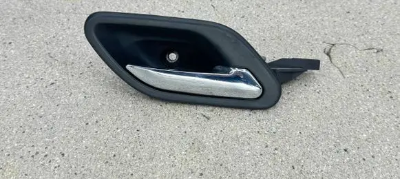 BMW 5 E39 Front door interior handle 8226050 51218226050