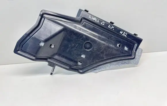Toyota Auris E180 Dashboard lower bottom trim panel 