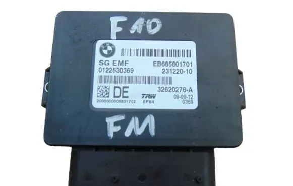 BMW 5 F10 F11 Hand brake control module 6858017