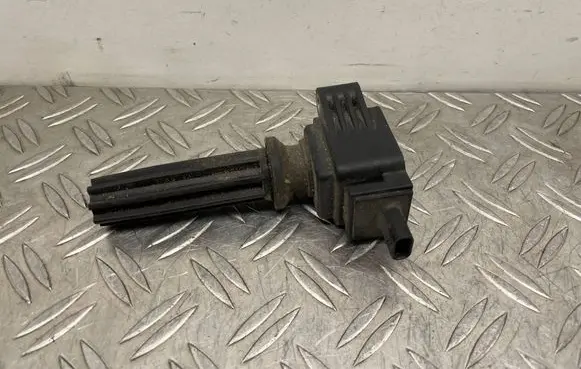 Ford Focus High voltage ignition coil CM5E12A366BC