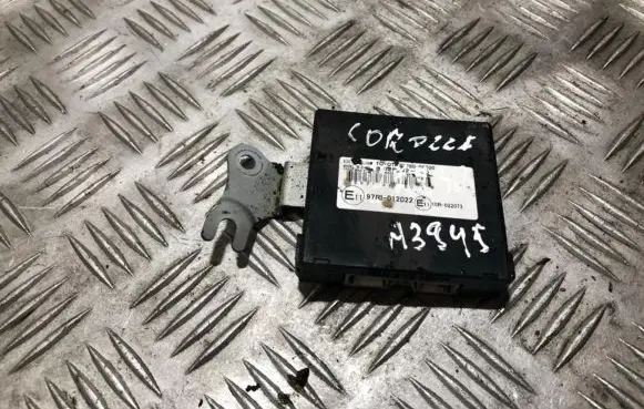 Toyota Corolla Verso AR10 Other control units/modules e1110r022073 e1110r-022073