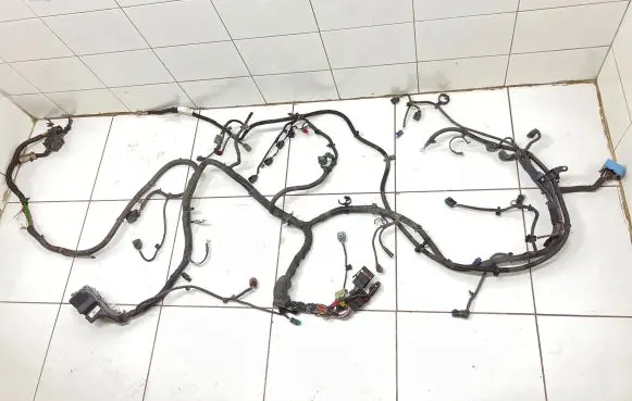 Engine installation wiring loom