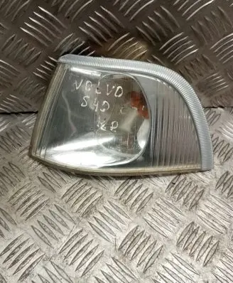 Volvo S40, V40 Front indicator light 30854653