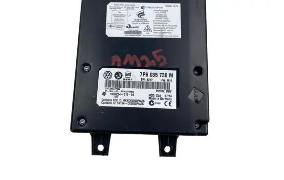 Volkswagen PASSAT B8 Bluetooth control unit module 7P6035730M