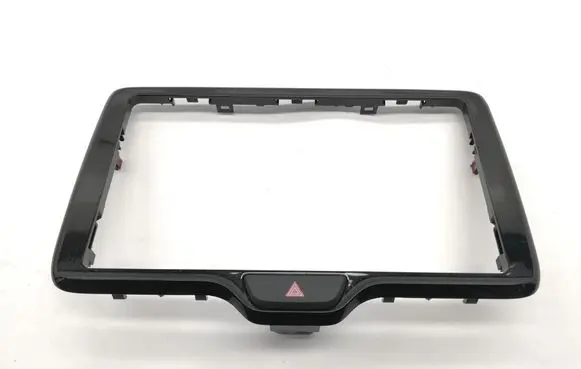 Toyota Yaris Cross Radio/GPS head unit trim 