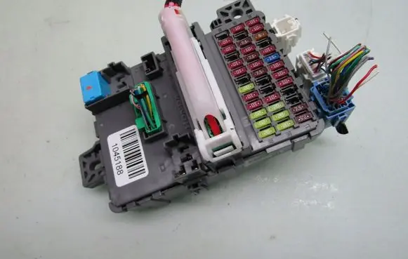 Honda Jazz IV GR Fuse box set TZAE110DM
