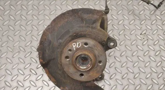 Mini One - Cooper Coupe R56 Front wheel hub