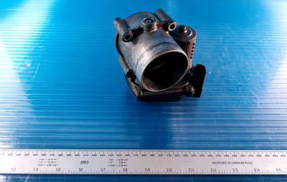 Skoda Fabia Mk2 (5J) Throttle valve 03C133062C