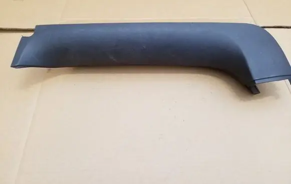 Volkswagen Touareg I Other trunk/boot trim element 7L6867671B