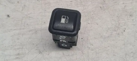 Seat Toledo II (1M) Fuel tank opening switch 3B0959833A