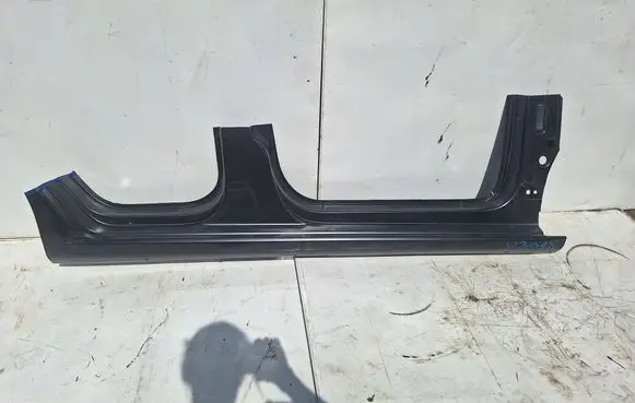 Volkswagen Up Side car body part 1S4809606F