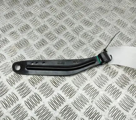 BMW XM Engine mounting bracket 6878071