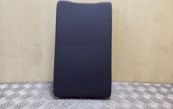 Peugeot 508 Rear seat armrest 