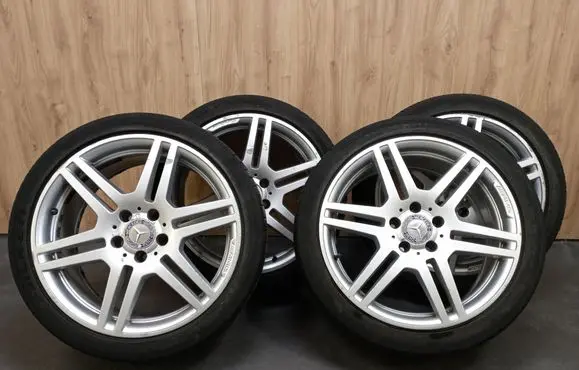 Mercedes-Benz E A207 R18 alloy rim 2074011302 A2074011302 A2074011402