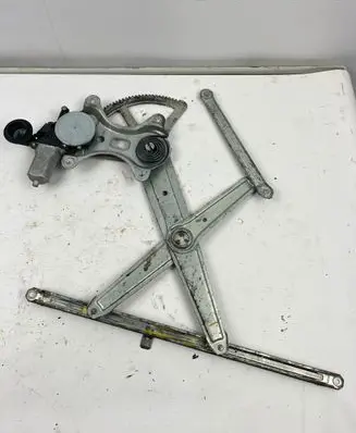 Toyota Land Cruiser (J120) Front door window regulator with motor