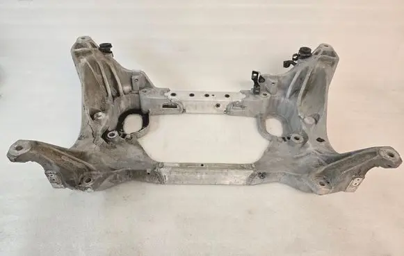 Maserati Levante Front subframe 670102650