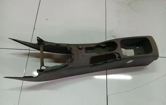 Peugeot 308 Center console 9655992777