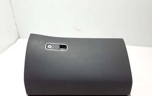 Mercedes-Benz GLE W167 Glove box A1676802004