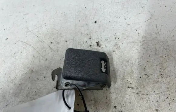Mitsubishi Pajero Tailgate interior release/open handle 