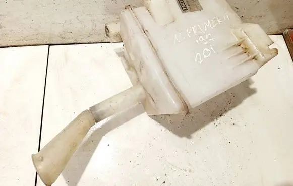 Windshield washer fluid reservoir/tank