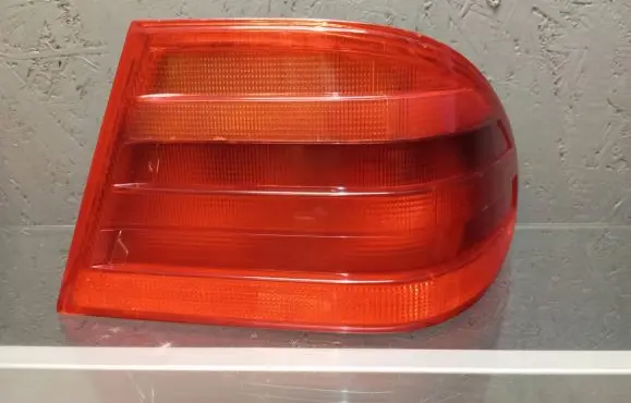 Mercedes-Benz E W210 Rear/tail lights A2108204464