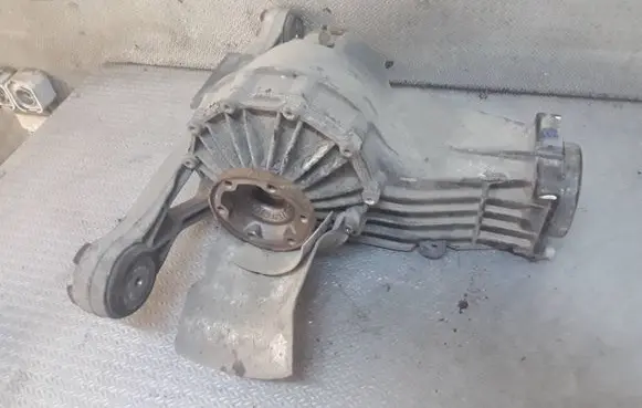 Audi A8 S8 D3 4E Rear differential 01R525053G