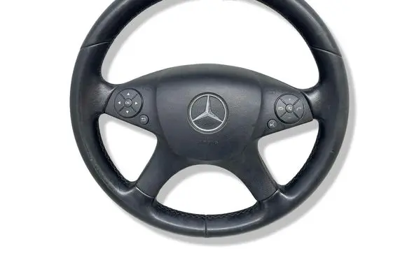 Mercedes-Benz C W204 Steering wheel A2044600303 305309299162A